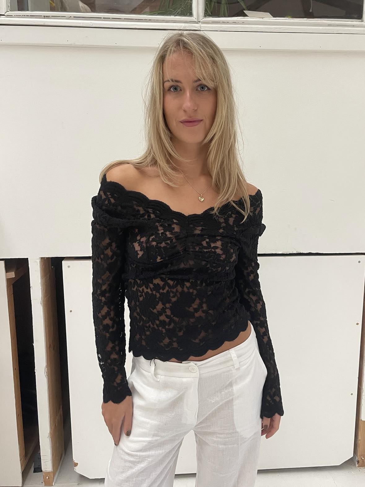 Bodil long sleeve lace blouse - Black