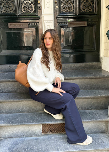 Knitted sweater crème (tall)