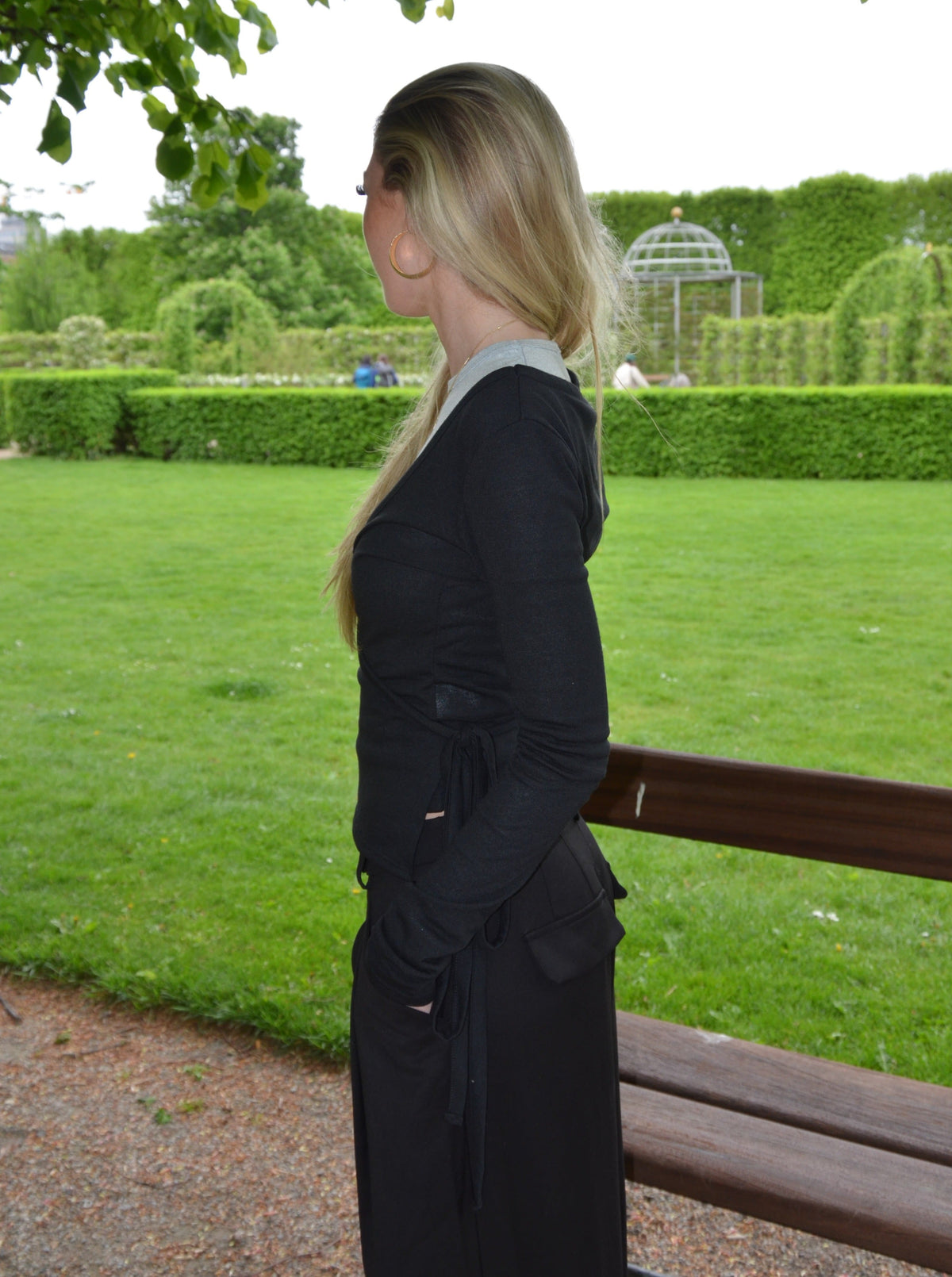 Hekla blouse with tie - Black