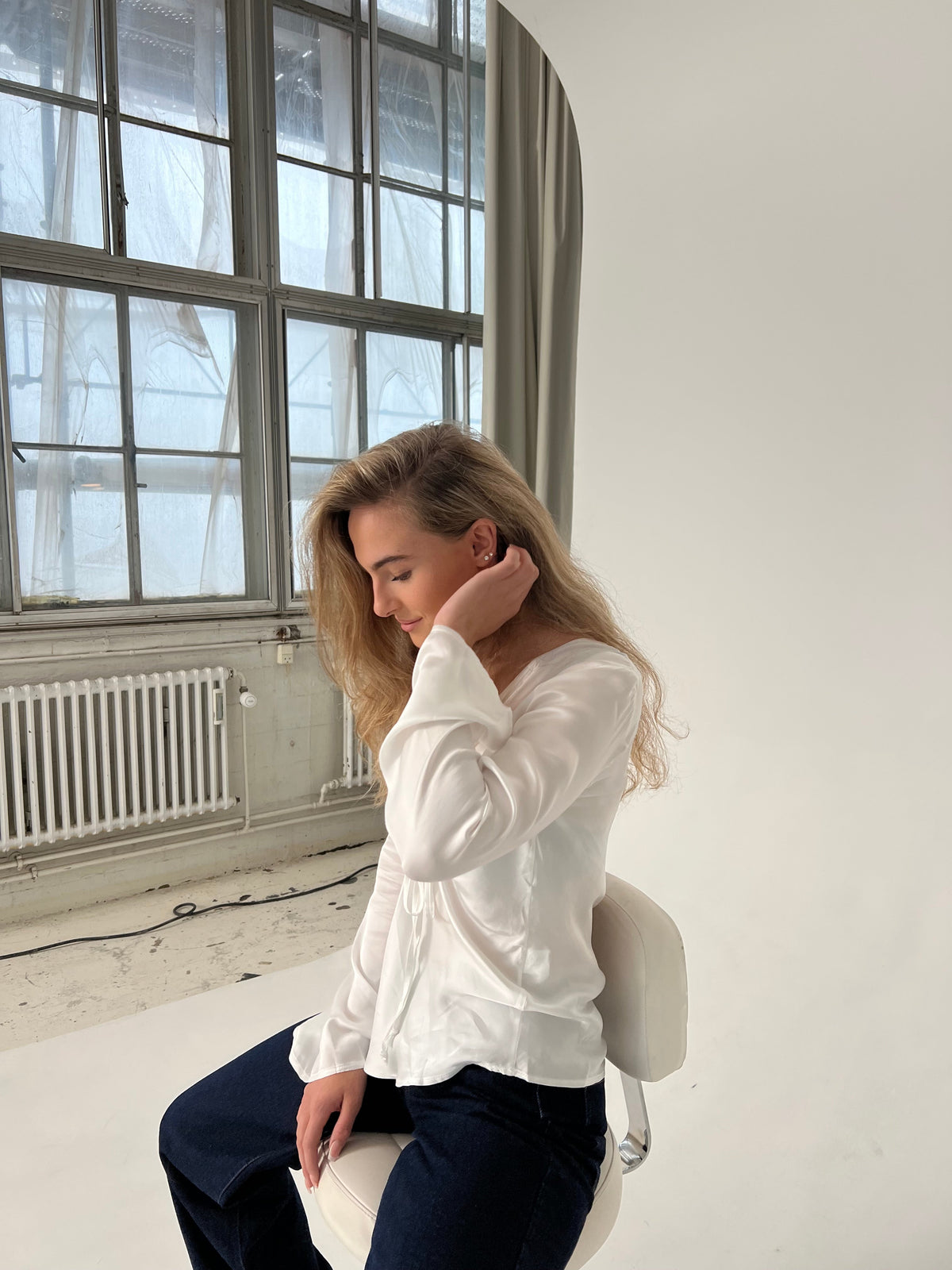 Denisi satin blouse - White