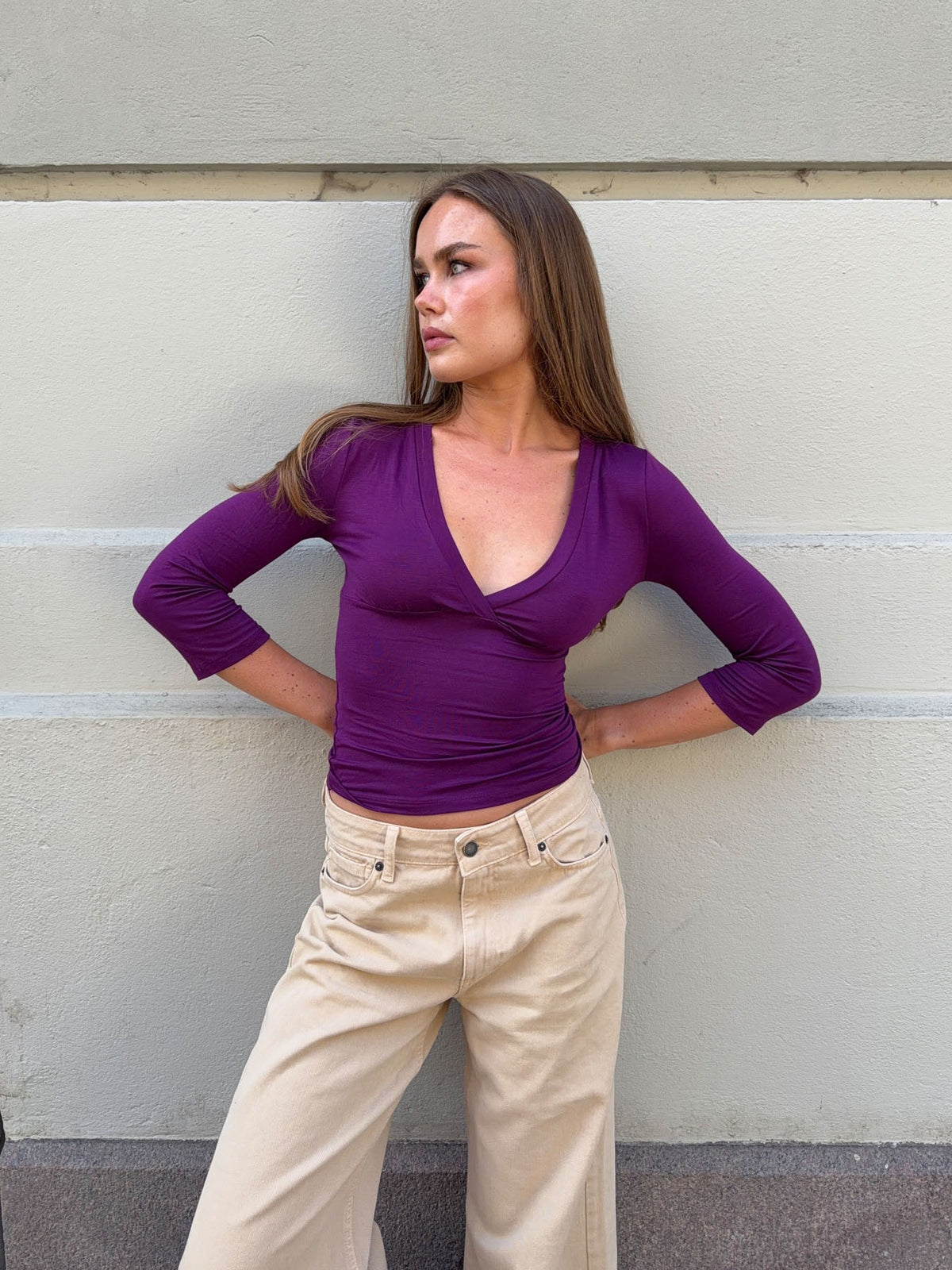 Penny v-neck blouse with 3/4 sleeves - Magenta