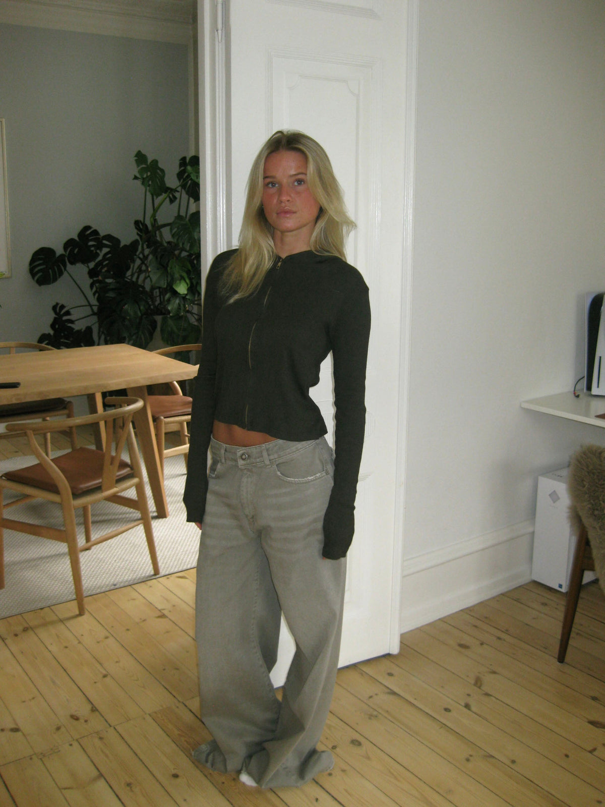 Isaline ribbed hoodie with zip - Brown